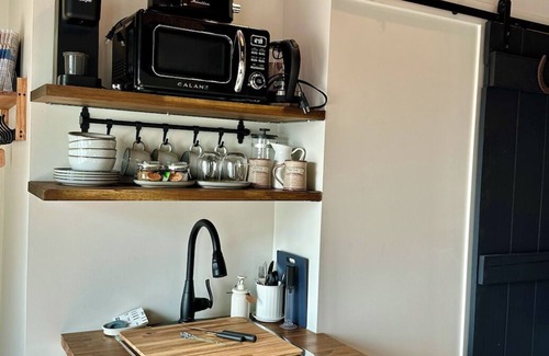 Pictou Apartment | The Stonehouse Makers' Maisonette