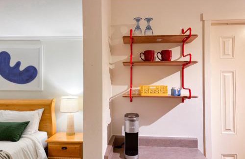 Madeira Park Hotel | The Stonewater