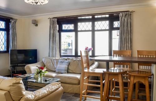 Wing House | The Store - Uk47539