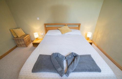 Cross House | The Story House Cottage - Mendips Countryside near Axbridge