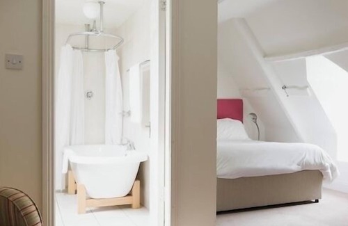Dunmore East Hotel | The Strand Inn