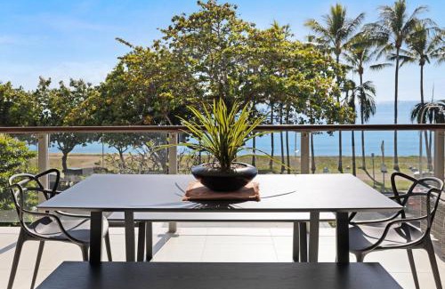 North Ward Apartment | The Strand Stunner