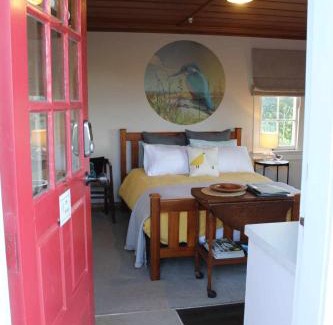 Clarks Beach Apartment | The Studio - Huntly House