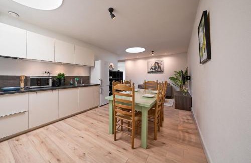 Stratum Apartment | The Suite - Eindhoven - By T&S