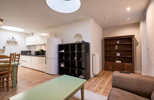 Stratum Apartment | The Suite - Eindhoven - By T&S