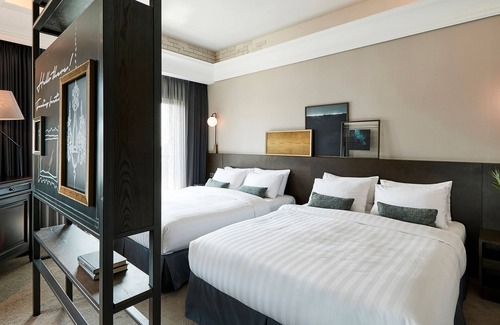 Jungmun Hotel | The Suites Hotel Jeju