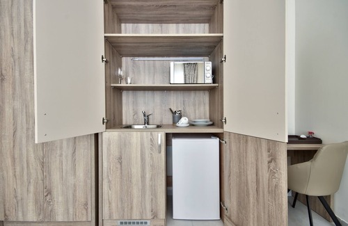 Kirkop Bed & Breakfast | The Suites - Piazza Kirkop