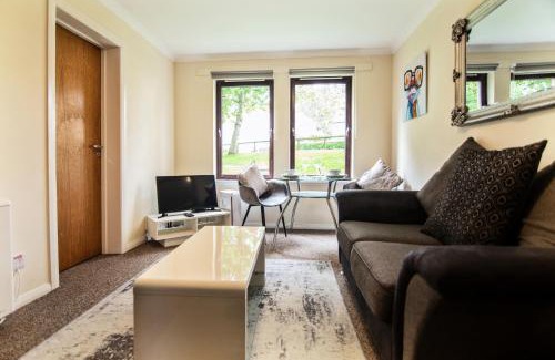 Central Aberdeen Apartment | The SUMMIT Apartment - Aberdeen City Centre - Perfect for Long and short Stay