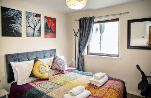 Central Aberdeen Apartment | The SUMMIT Apartment - Aberdeen City Centre - Perfect for Long and short Stay