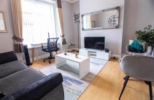Central Aberdeen Apartment | The Summit Apartment Holburn - Lovely 1 bedroom