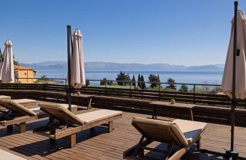 Dafnata Apartment | The Summit Escape