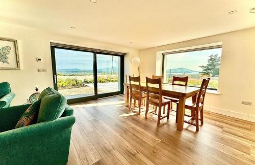 Cahirciveen House | The Summit - Skellig Coast