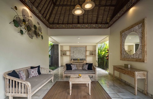 Kenderan Hotel | The Sun of Granary Resort and Villas