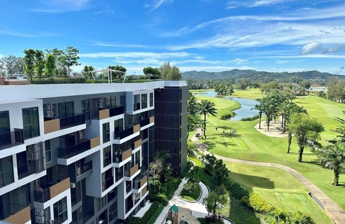 Laguna Apartment | The Sunny Laguna SkyPark - 1BR