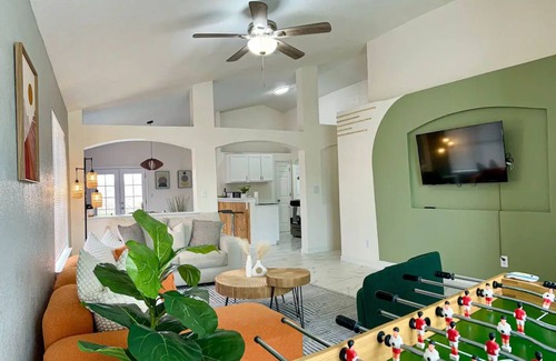 Biggs Field House | The SunPick House: Pickleball Funnn