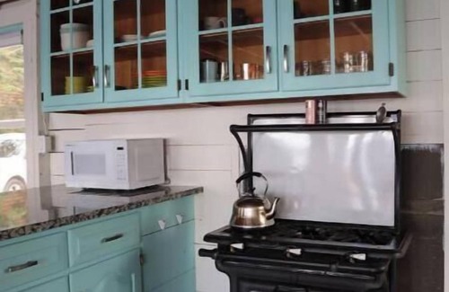 Old Town Cabin | The sunset cottage on Pushaw Lake!