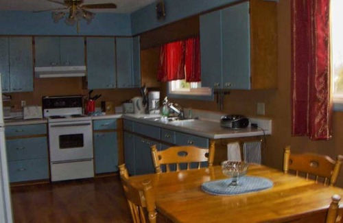 Port Elgin House | The Sunset Cottage Park Port Elgin - Cottage #6 - Dunroven