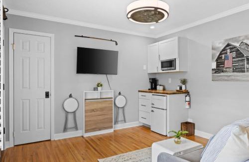 Franklin Apartment | The Sunset Grove of Franklin, TN