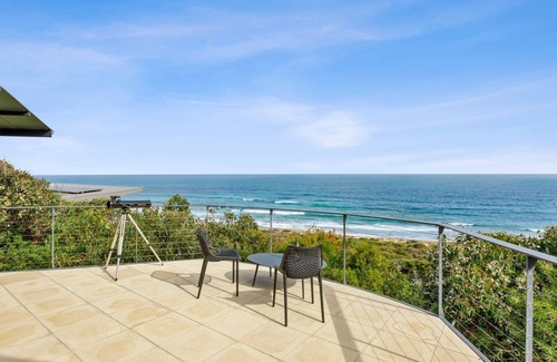 Eastern View House | The Surf Spot - Absolute beach front
