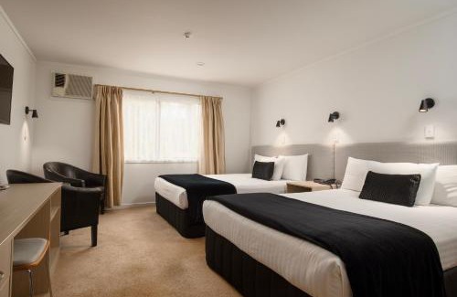 Grey Lynn Hotel | The Surrey Hotel