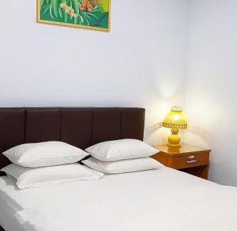 Labuhan Pandan House | The Swan House