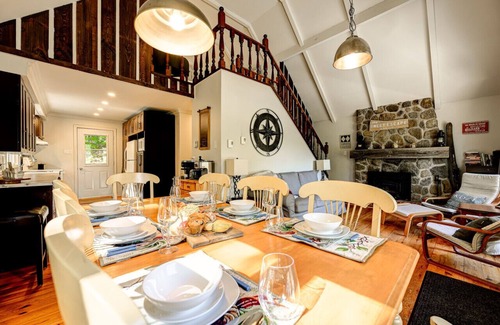 Les Pays-d'en-Haut Regional County Municipality Ski Chalet | "The Sweet Escape" Chalet Douce Evasion St Adolphe