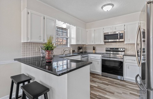 Killeen House | The Sweet Oasis with an outdoor jacuzzi