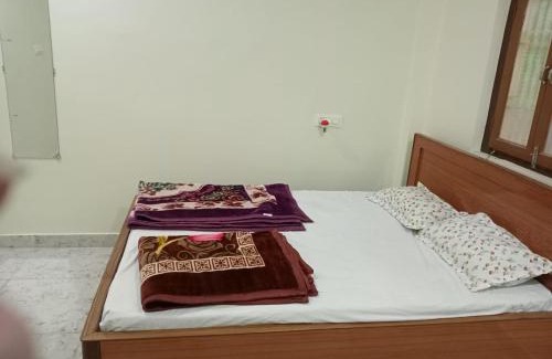 Muzaffarpur Hotel | The Table