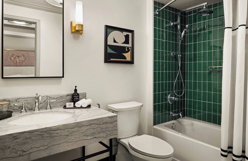Rush and Division Hotel | The Talbott, Autograph Collection