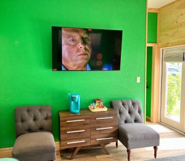 Lake Alfred House | The Tatman Evergreen Suite