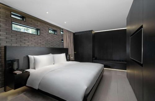 Jinjiang Hotel | The Temple House