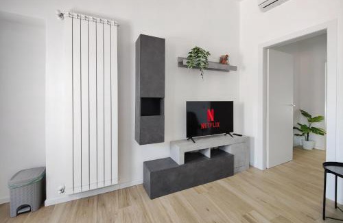 Vedano al Lambro Apartment | The Temple of Speed & S. Gerardo Hospital