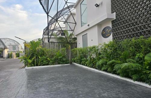 Hin Lek Fai Villa | The Ten Poolvilla Huahin