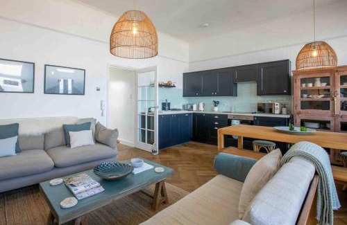 Margate Apartment | The Terrace At Westbrook - Pet friendly