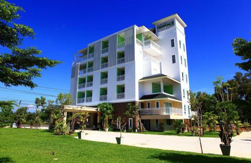 Nakhon Si Thammarat Hotel | The Terrace Hotel