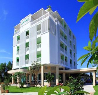 Nakhon Si Thammarat Hotel | The Terrace Hotel