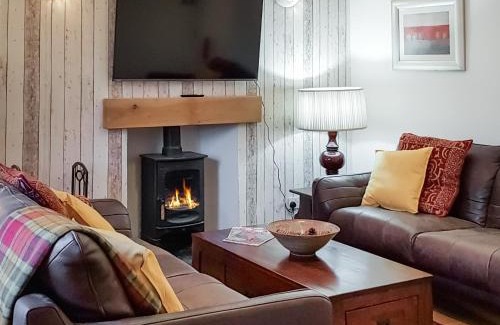 Auchtermuchty House | The Thistle