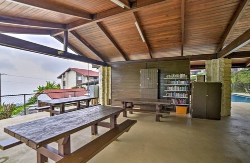 Honalo Condo | The "Three Palms" condo at Kona Coffee Villas