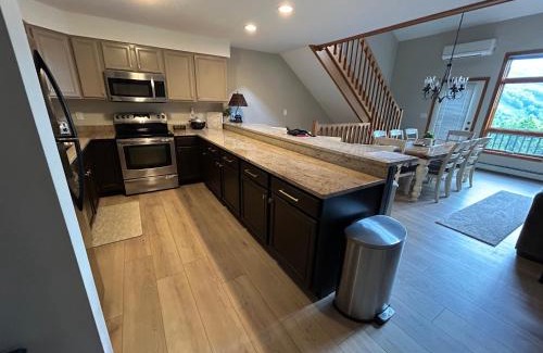 Bretton Woods House | The Timberview - 4 Bedroom Air Conditioned Townhouse