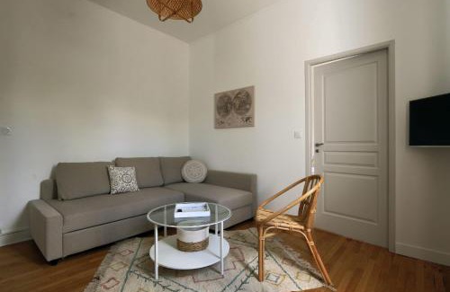 La Fuye-Velpeau Apartment | The Timeless - Balzacien