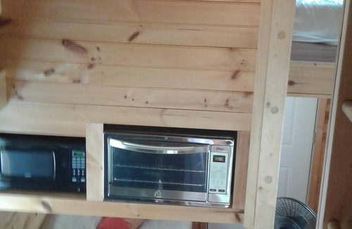 Mountain View Cottage | The Tiny House Experience 6m North of Mnt. View Ark. on N. Riverview Rd Cr 186