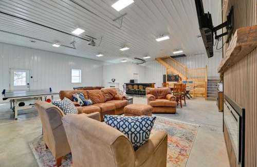 Canandaigua House | The Toasted Marshmallow Ski and Lake Game Barn