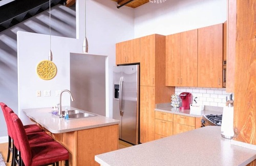Wholesale District Apartment | The Top Floor Penthouse 4 BR 3 Bath 2,000 Sq. Ft.