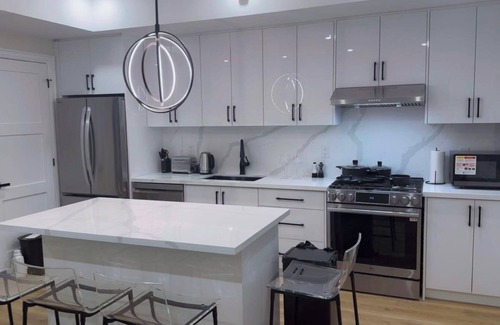 Dovercourt Park Apartment | The Toronto Vibe – Unforgettable