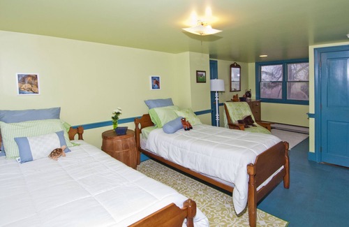 Sumner Other | The Tortoise and The Mare self-keeping Inn~Peaceful or Playful~it's up to YOU!