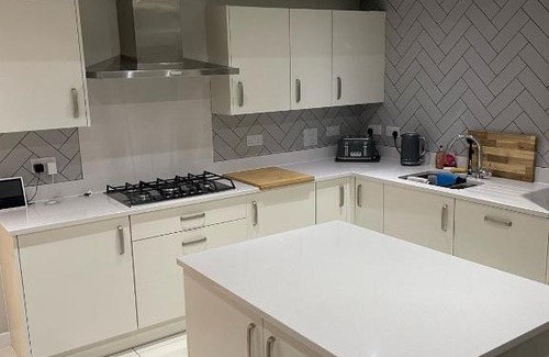 Peterborough House | The Townhouse @Thorpe Road
