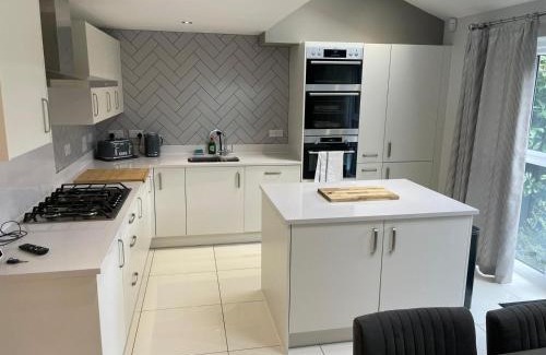 Peterborough House | The Townhouse @Thorpe Road