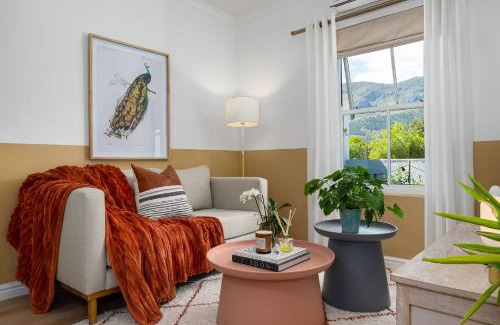 Franschhoek Apartment | The Tram Stop
