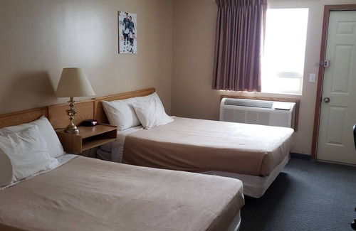 Saskatoon Hotel | The Travel Inn Resort