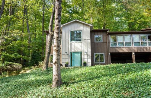 Lincolnia Apartment | The Tree House in Alexandria VA, Washington DC